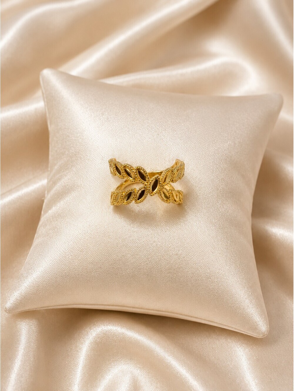 Gold Plated Ring size 6